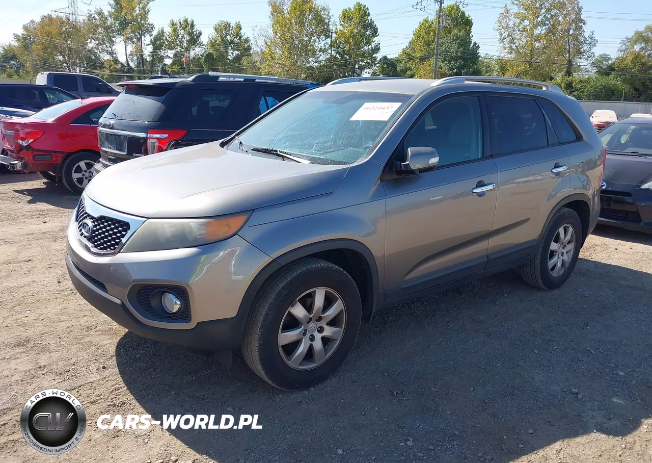 2011 Kia Sorento Lx VIN:5XYKT3A19BG052765 - 2
