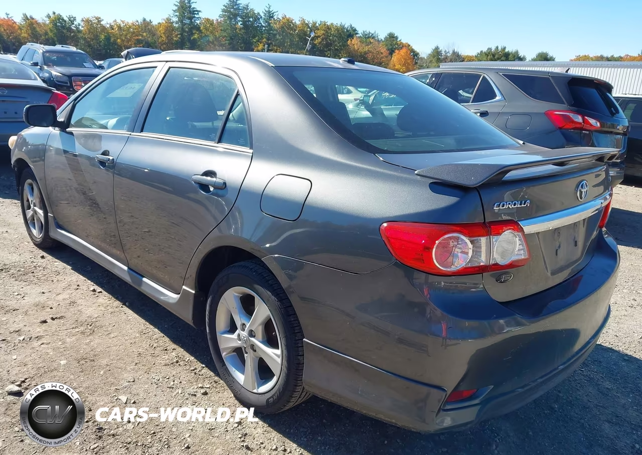2012 Toyota Corolla S VIN:2T1BU4EE2CC811060 - 3