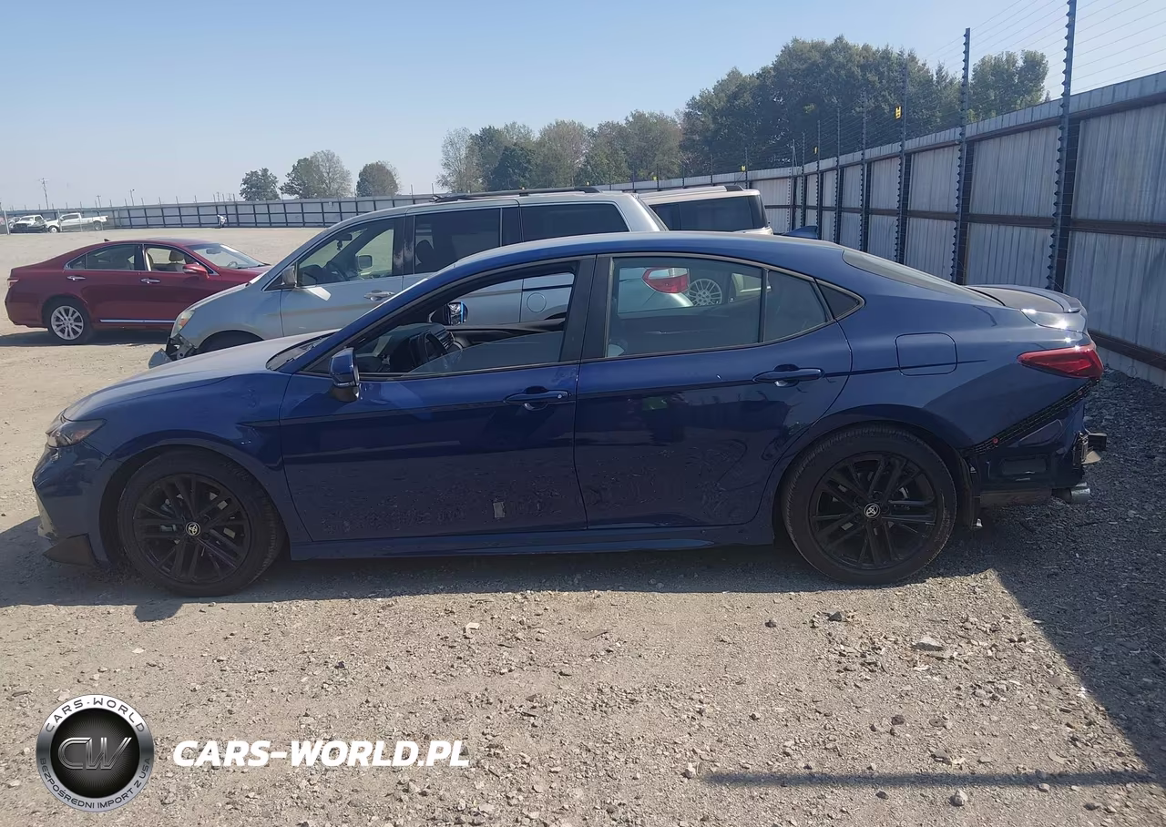 2026 Toyota Camry Se VIN:4T1DAACK8TU221565 - 14