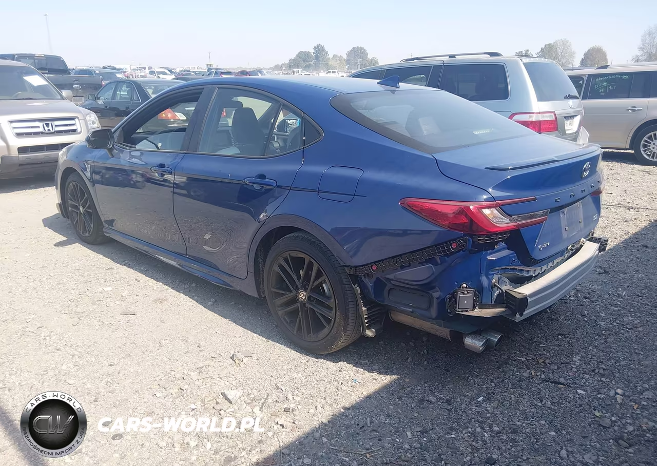 2026 Toyota Camry Se VIN:4T1DAACK8TU221565 - 3