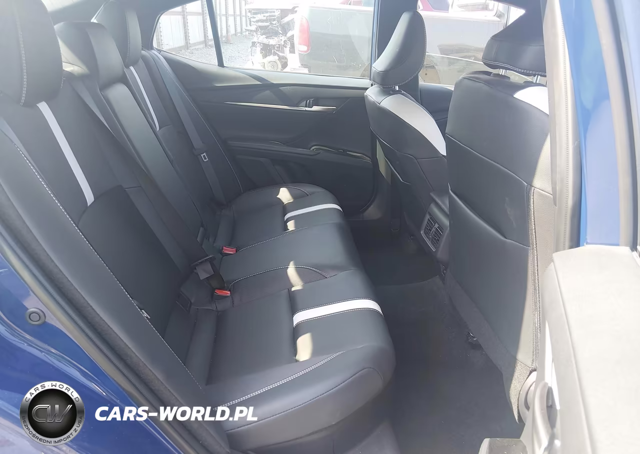 2026 Toyota Camry Se VIN:4T1DAACK8TU221565 - 8