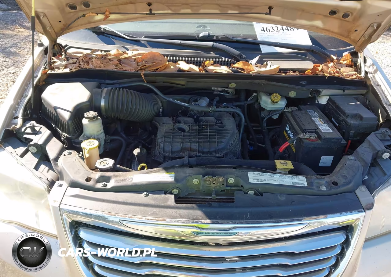 2012 Chrysler Town & Country Touring VIN:2C4RC1BG0CR237306 - 10