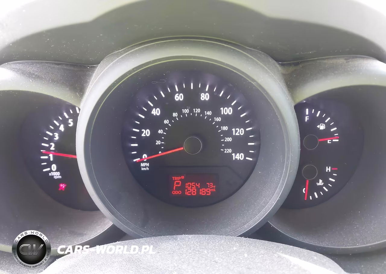 2013 Kia Soul VIN:KNDJT2A58D7760305 - 7