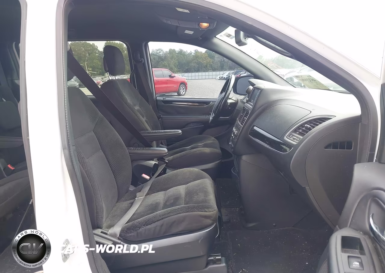 2020 Dodge Grand Caravan Se Plus VIN:2C4RDGBG6LR183946 - 5