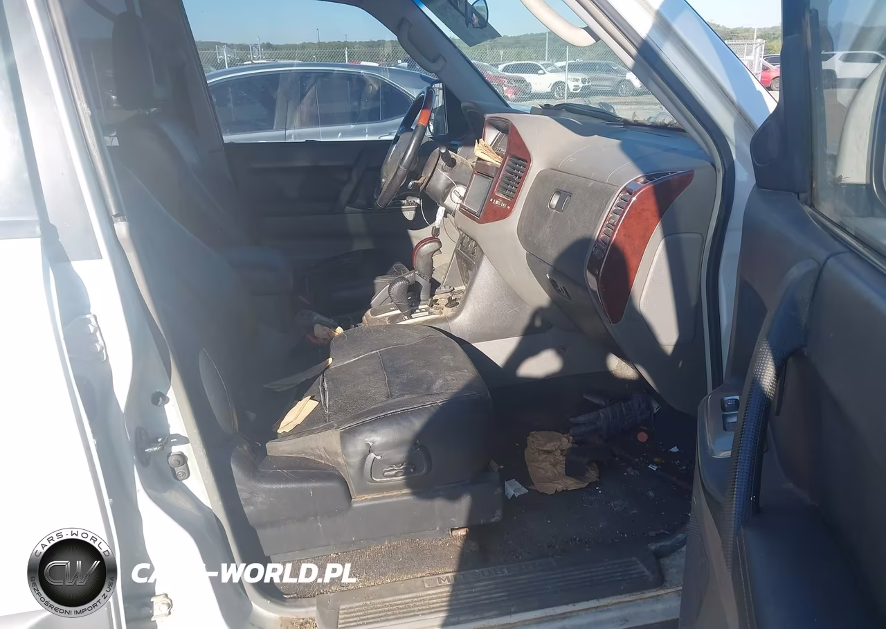 2005 Mitsubishi Montero Limited VIN:JA4MW51S55J001122 - 5