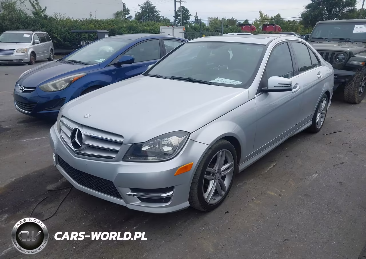 2013 Mercedes-Benz C 250 Sport VIN:WDDGF4HB6DR299821 - 2