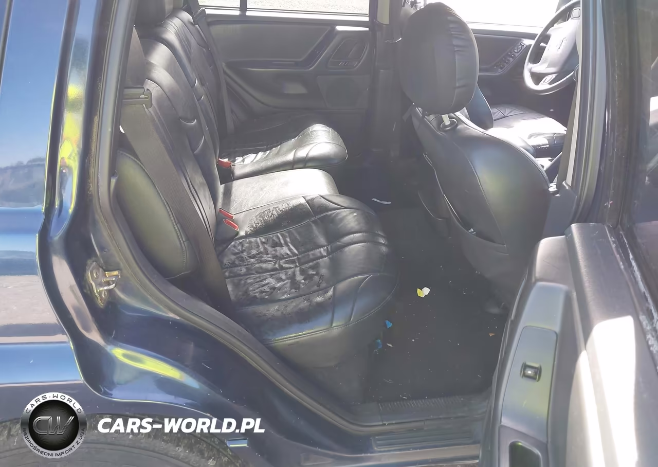 2004 Jeep Grand Cherokee Laredo VIN:1J4GW48S14C174054 - 8