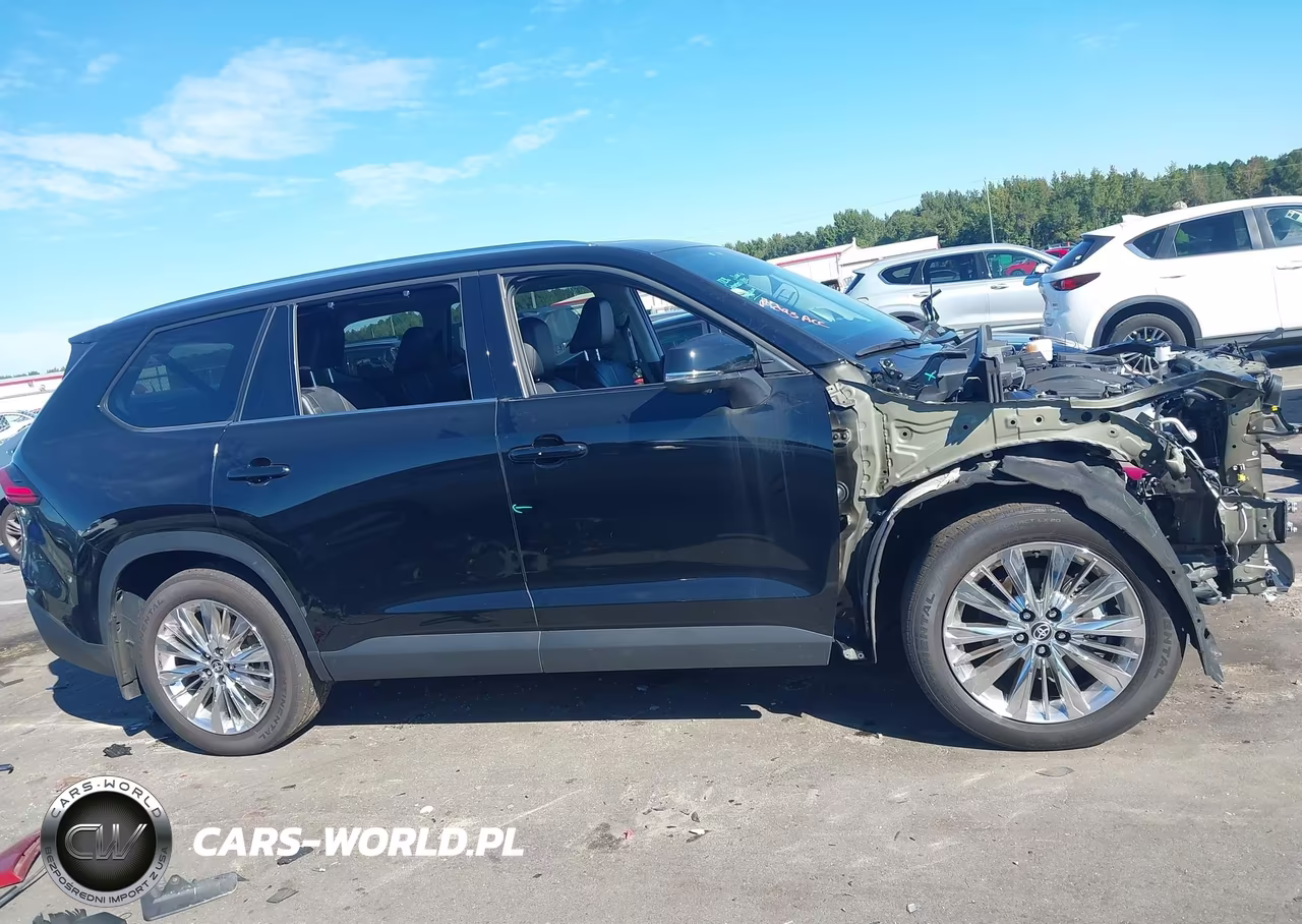 2024 Toyota Grand Highlander Platinum VIN:5TDAAAB51RS064817 - 14