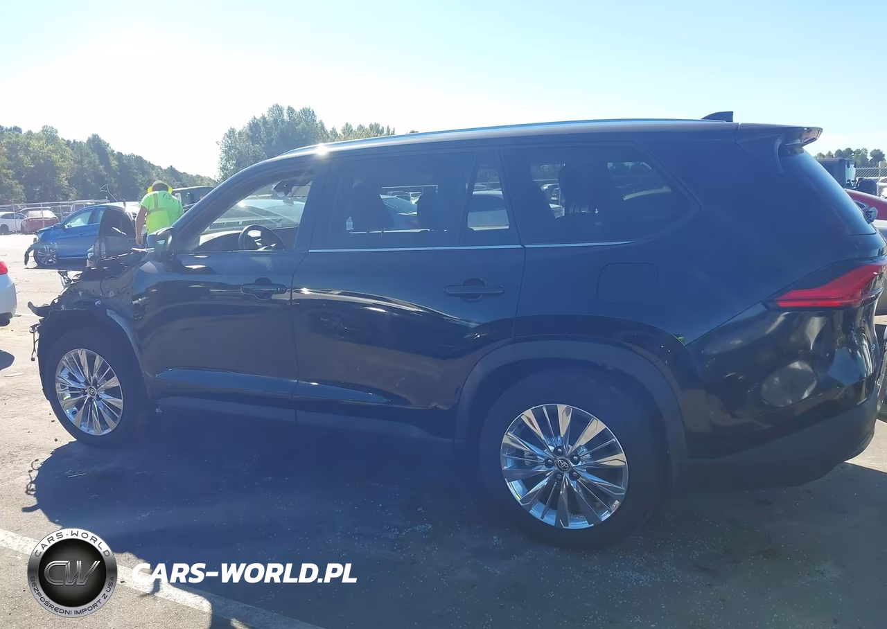 2024 Toyota Grand Highlander Platinum VIN:5TDAAAB51RS064817 - 15