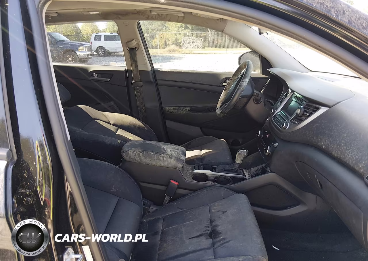 2017 Hyundai Tucson Night VIN:KM8J33A21HU524402 - 5