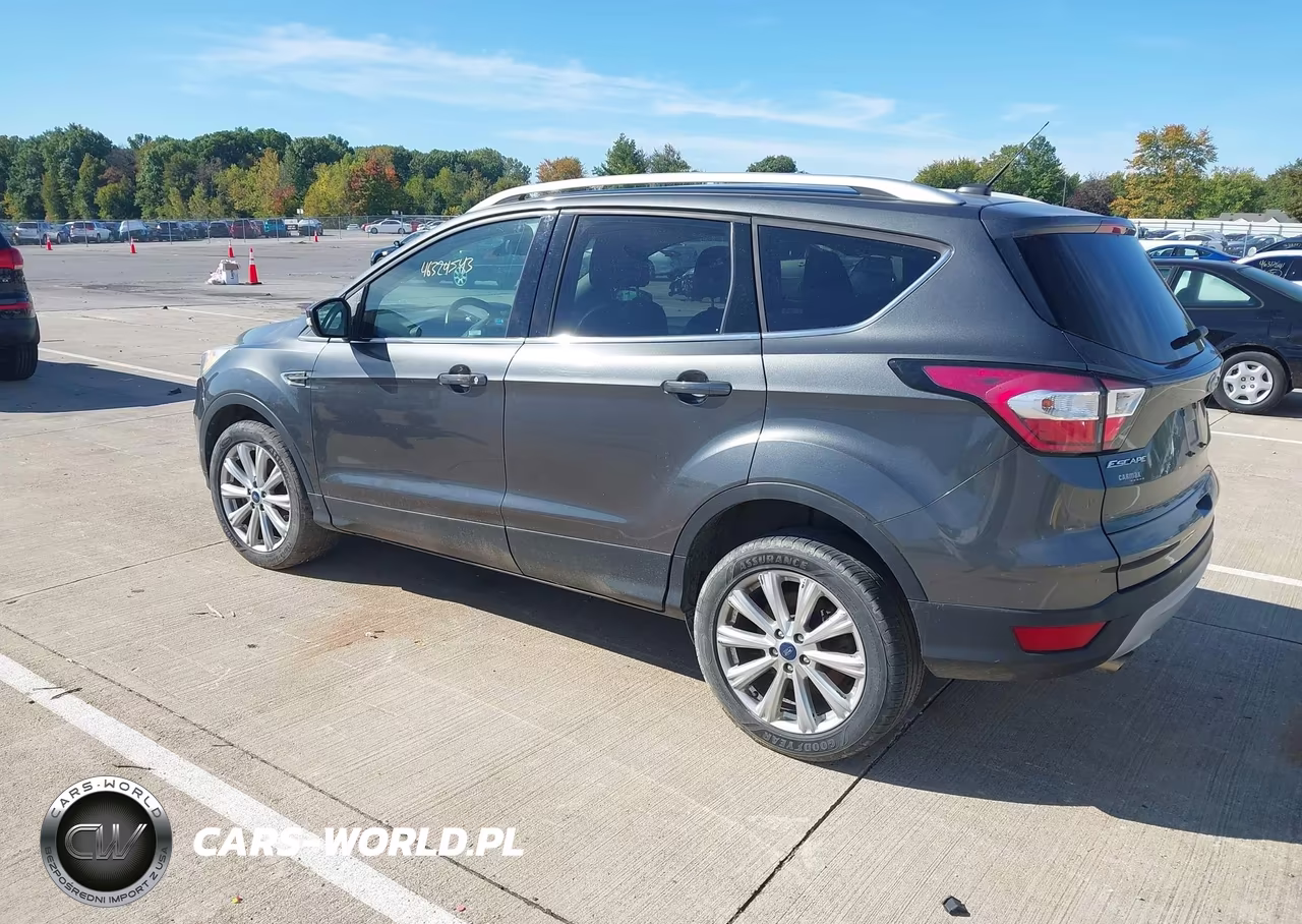 2017 Ford Escape Titanium VIN:1FMCU9JD2HUD38832 - 3