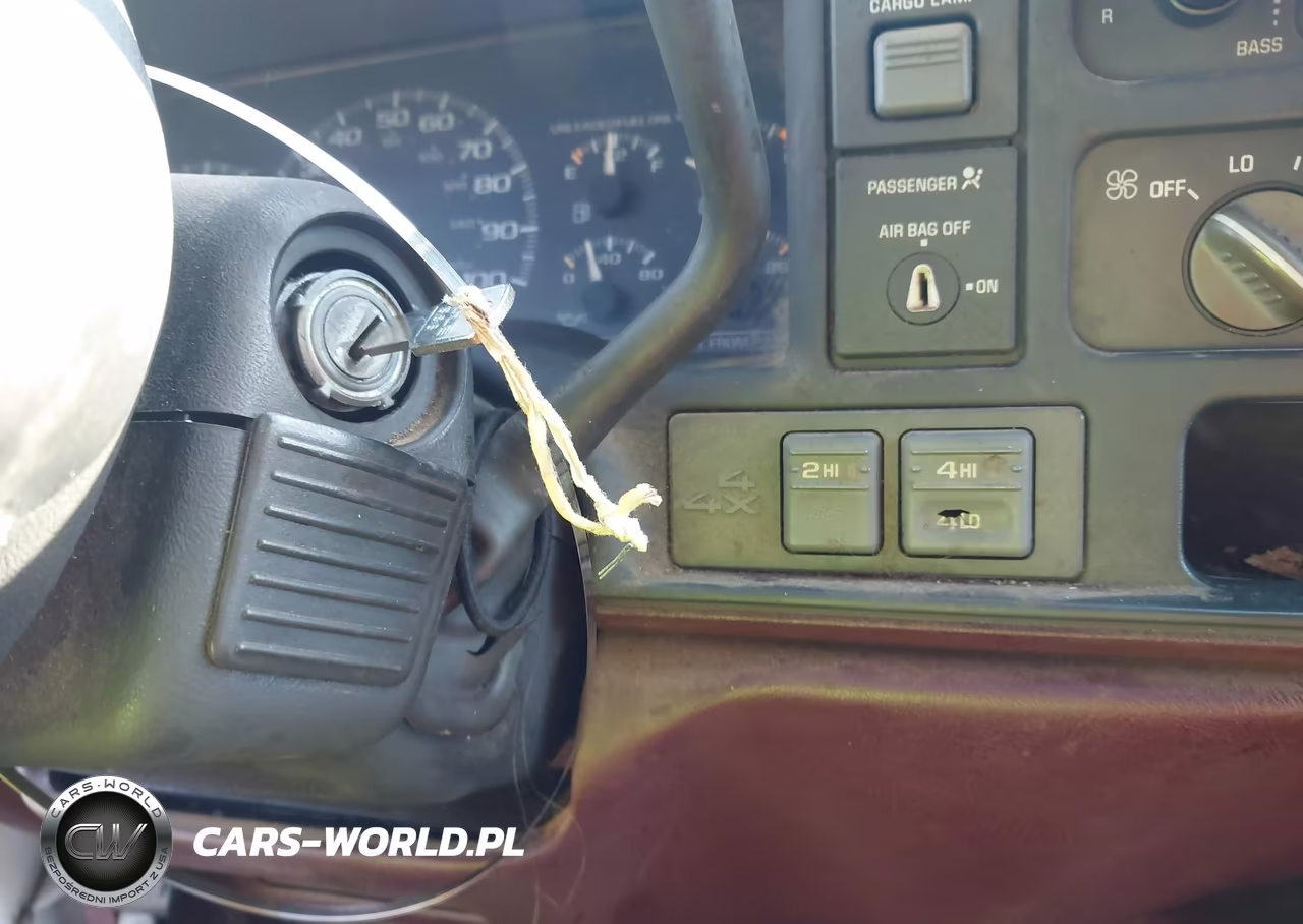 1997 Chevrolet K1500 Fleetside VIN:2GCEK19R7V1223574 - 11