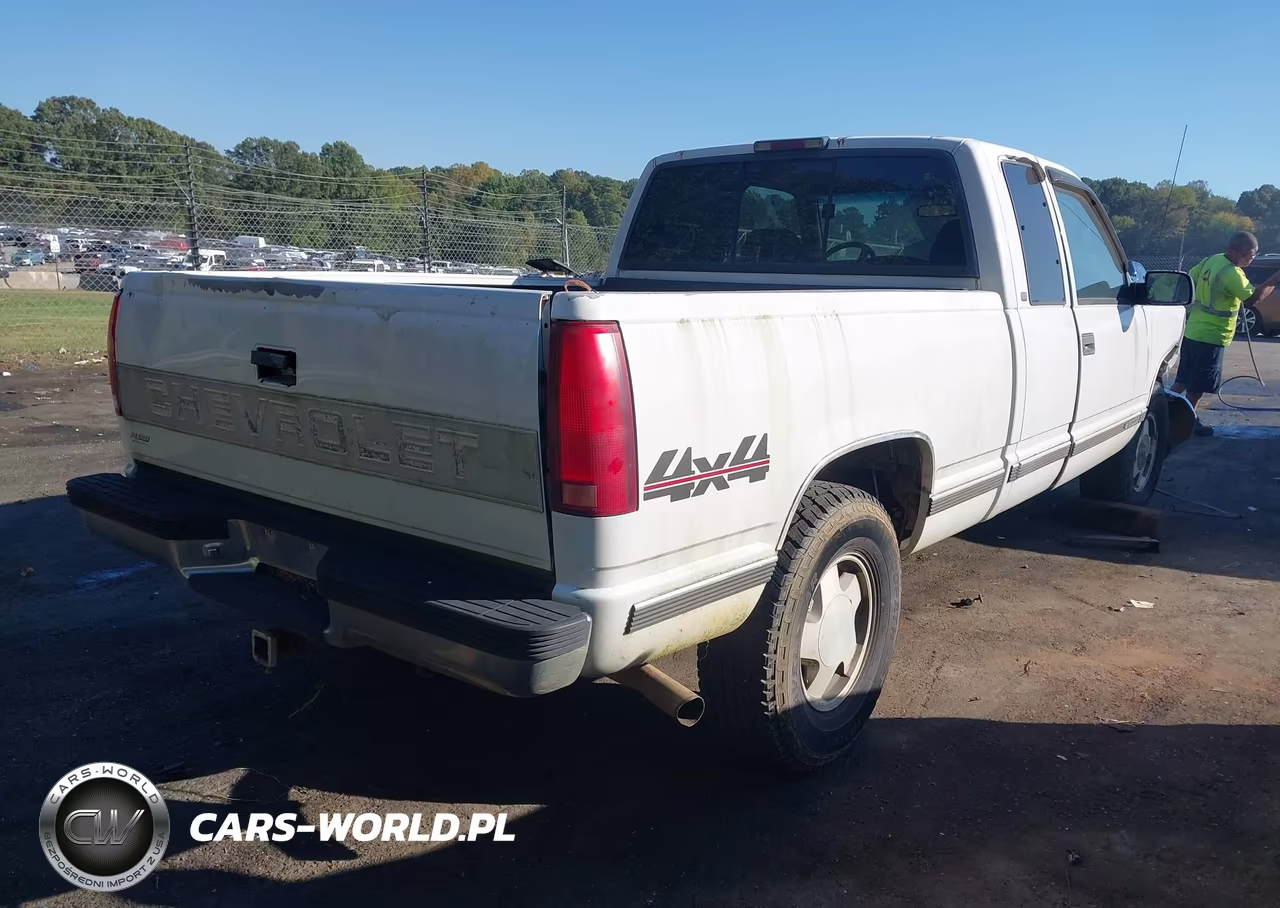 1997 Chevrolet K1500 Fleetside VIN:2GCEK19R7V1223574 - 4