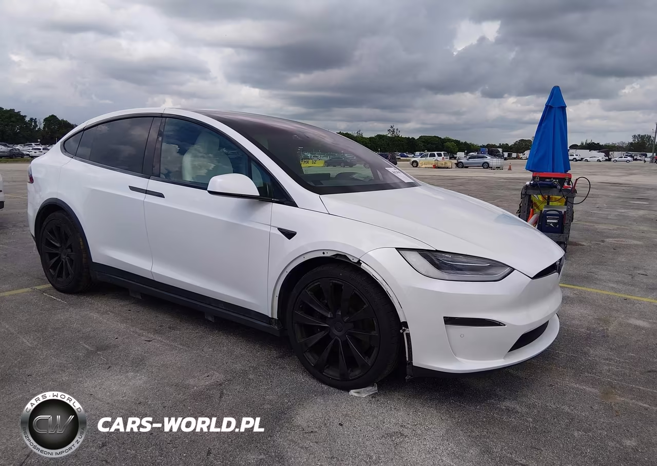 2022 Tesla Model X Plaid Tri Motor All-Wheel Drive