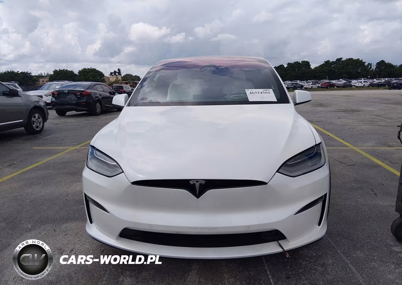 2022 Tesla Model X Plaid Tri Motor All-Wheel Drive VIN:7SAXCBE64NF332906 - 6