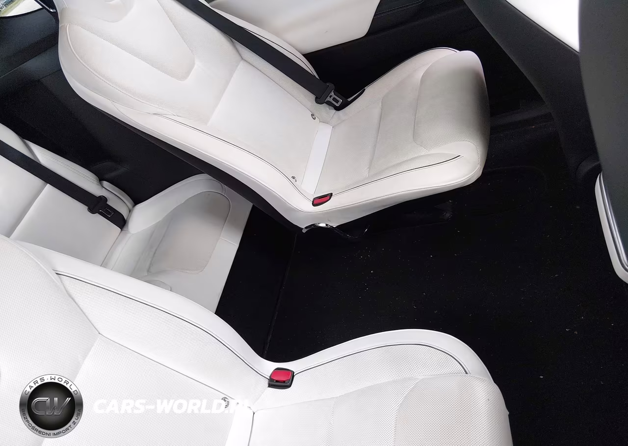 2022 Tesla Model X Plaid Tri Motor All-Wheel Drive VIN:7SAXCBE64NF332906 - 8