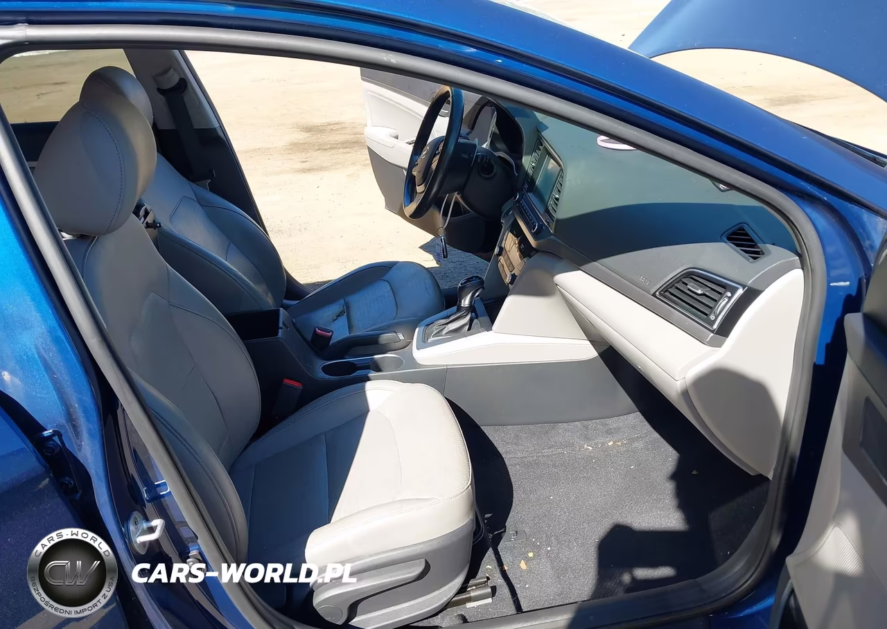 2017 Hyundai Elantra Limited VIN:5NPD84LF4HH061867 - 5