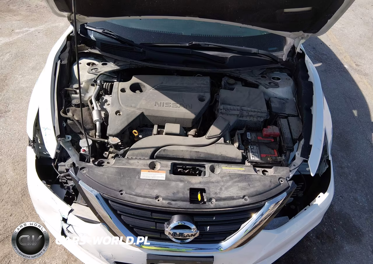 2018 Nissan Altima 2.5 S VIN:1N4AL3AP7JC477183 - 10