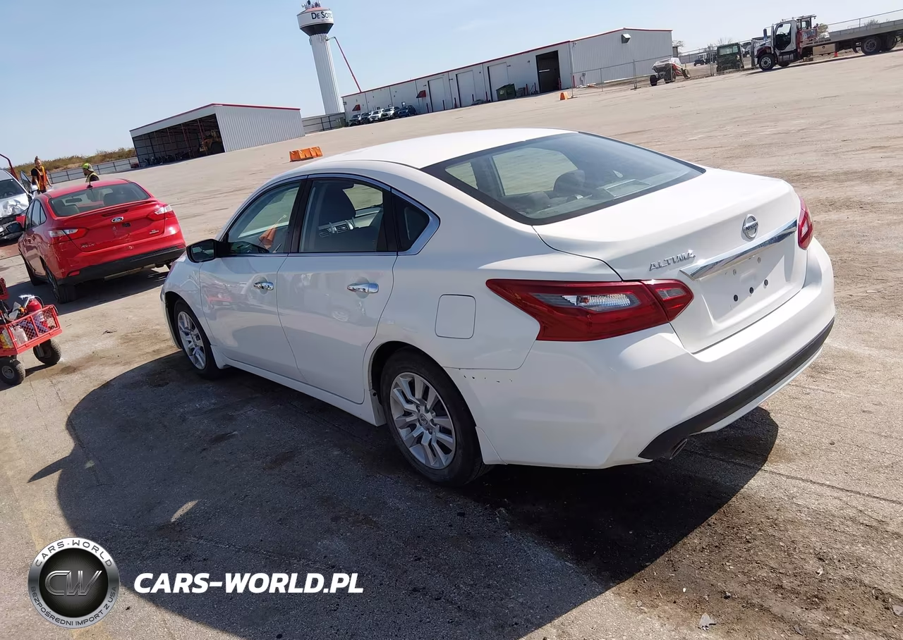 2018 Nissan Altima 2.5 S VIN:1N4AL3AP7JC477183 - 3