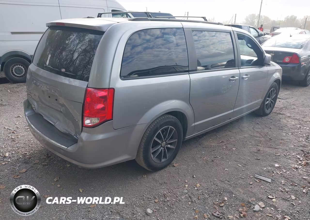 2018 Dodge Grand Caravan Gt VIN:2C4RDGEGXJR301716 - 4