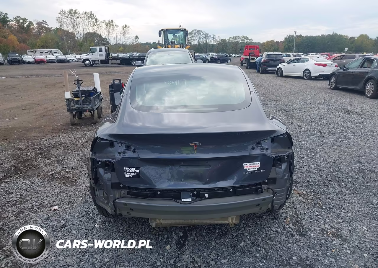 2018 Tesla Model 3 Long Range-Performance VIN:5YJ3E1EB8JF114149 - 16