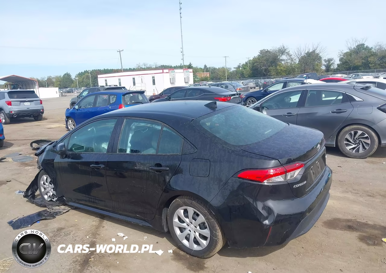 2021 Toyota Corolla Le VIN:5YFEPMAE8MP173618 - 3