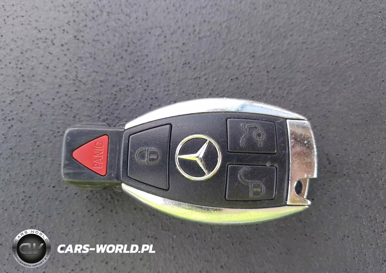 2010 Mercedes-Benz C 300 Luxury-Sport VIN:WDDGF5EB5AR099597 - 11