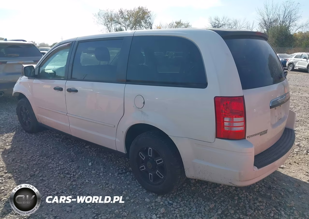 2008 Chrysler Town & Country Lx VIN:2A8HR44HX8R721114 - 3
