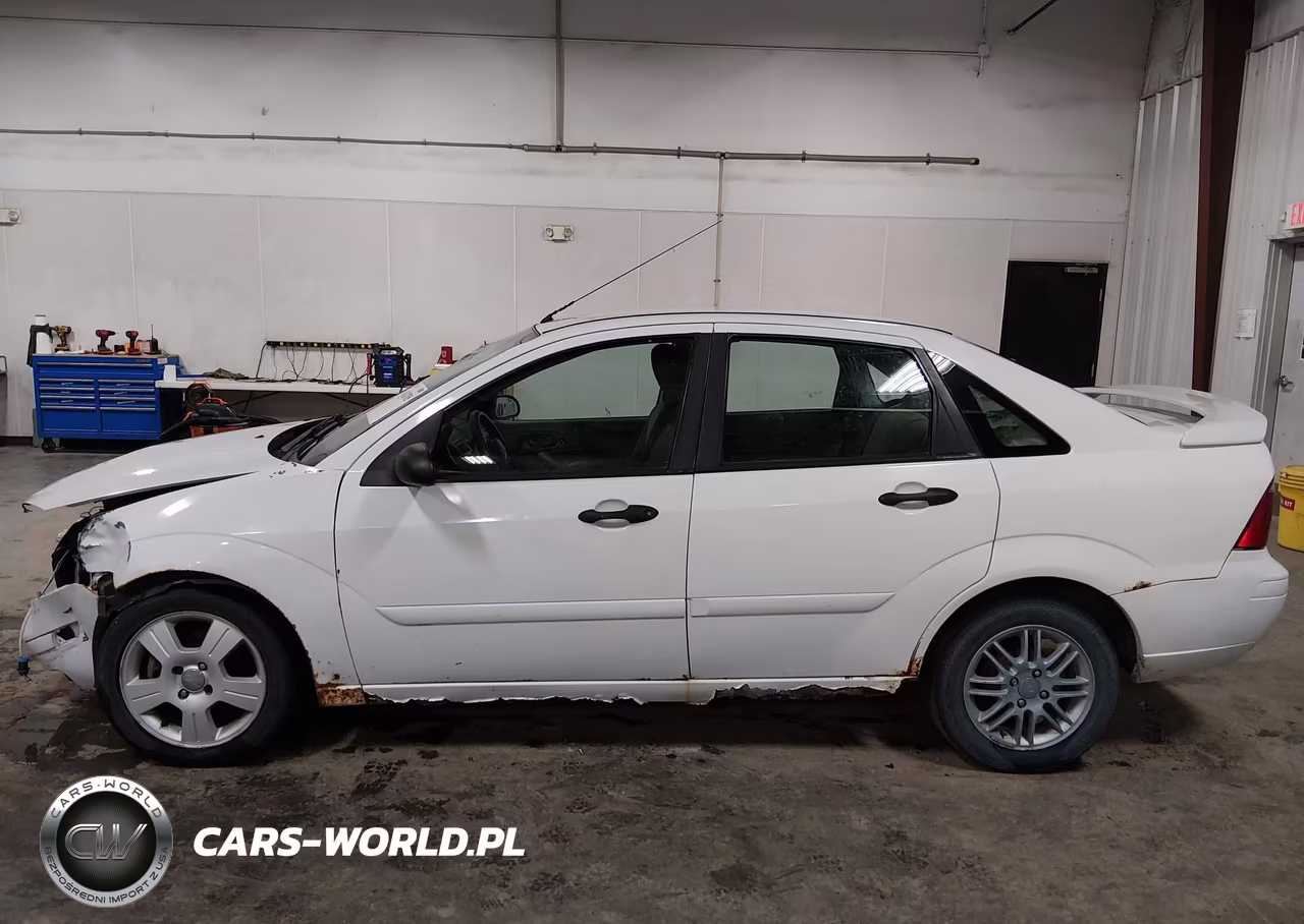 2005 Ford Focus Zx4 VIN:1FAFP34N95W258542 - 14