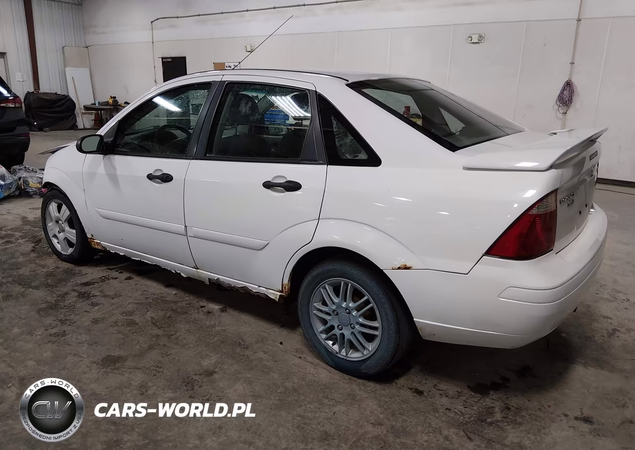 2005 Ford Focus Zx4 VIN:1FAFP34N95W258542 - 3