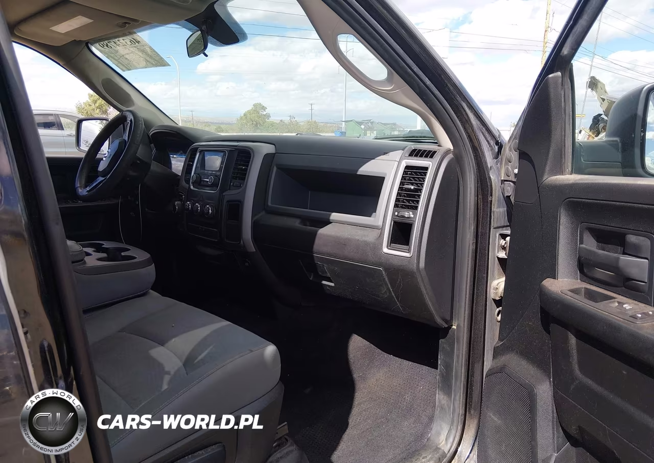 2017 Ram 1500 Express 4X4 6'4 Box VIN:1C6RR7FT6HS853968 - 5