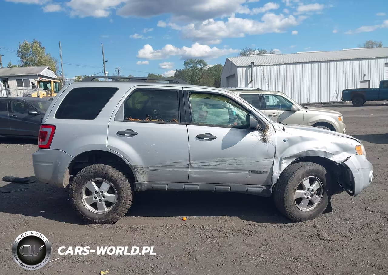 2008 Ford Escape Xlt VIN:1FMCU93128KD23942 - 13