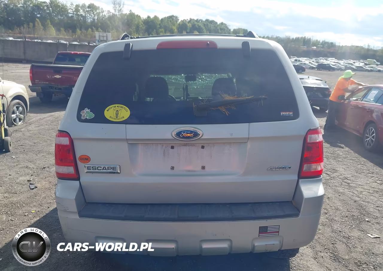 2008 Ford Escape Xlt VIN:1FMCU93128KD23942 - 16