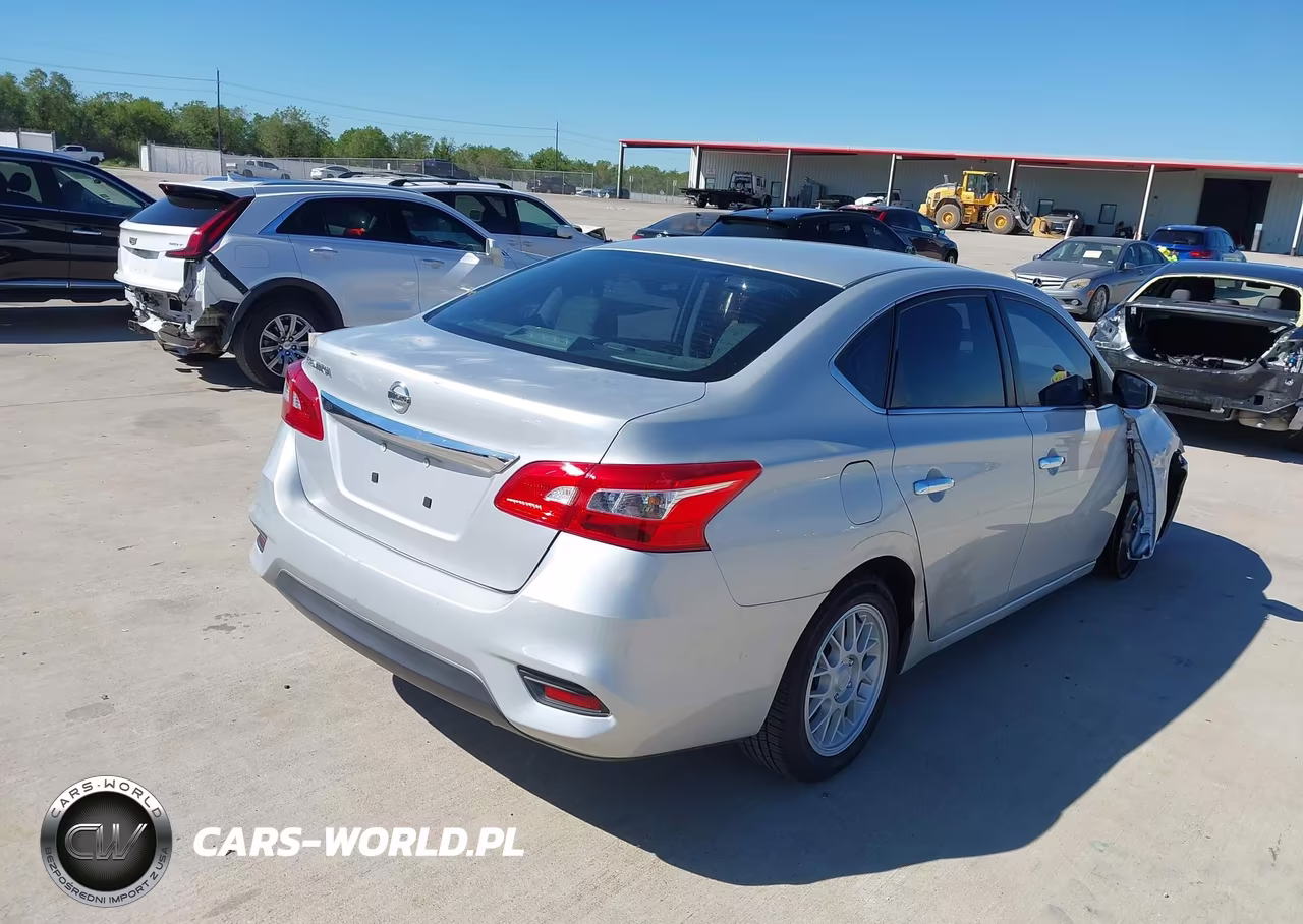 2017 Nissan Sentra S VIN:3N1AB7AP2HY402044 - 4