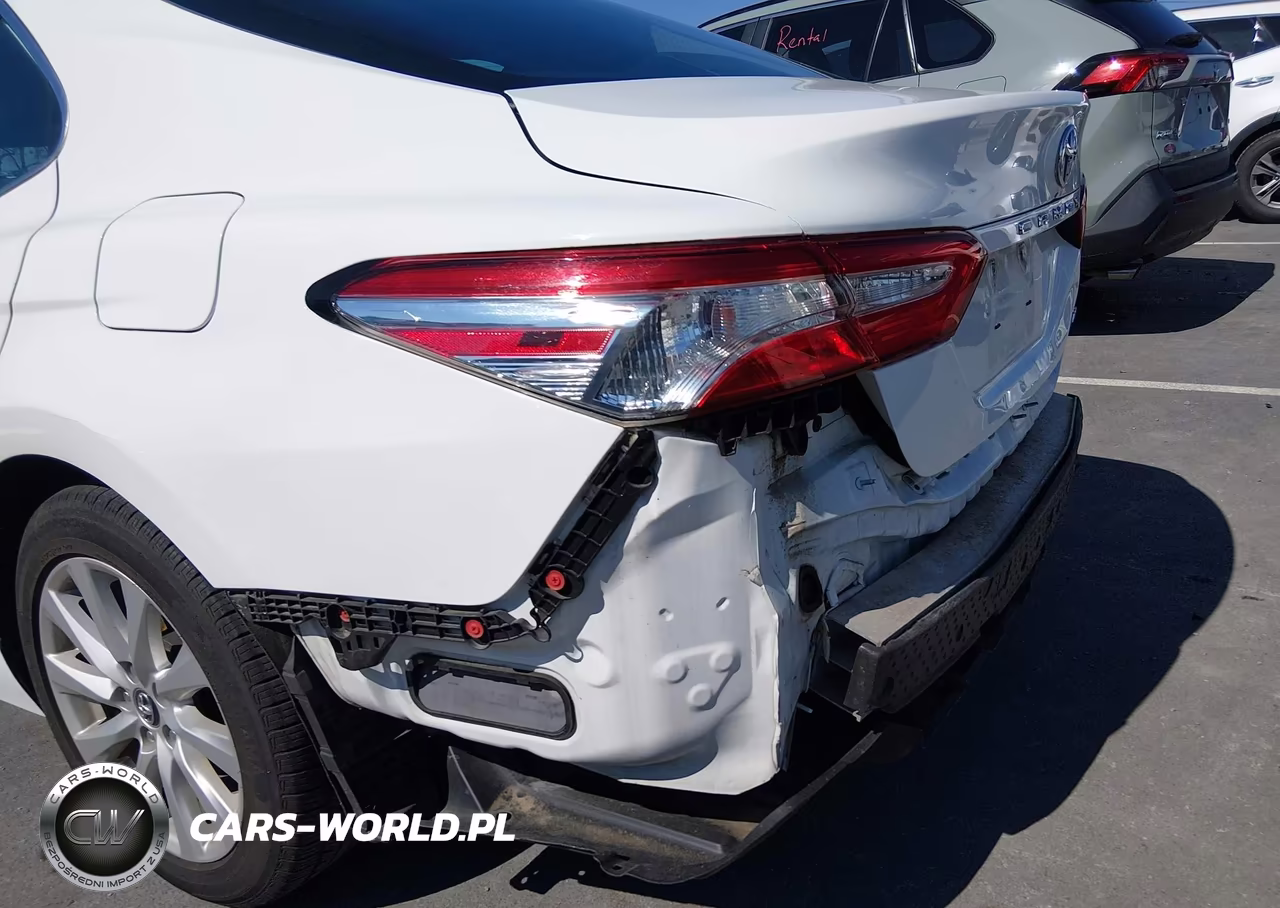 2019 Toyota Camry Le VIN:4T1B11HK5KU756447 - 6