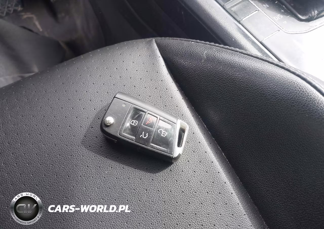 2018 Volkswagen Tiguan 2.0T Se-2.0T Sel VIN:3VV3B7AX0JM041000 - 11