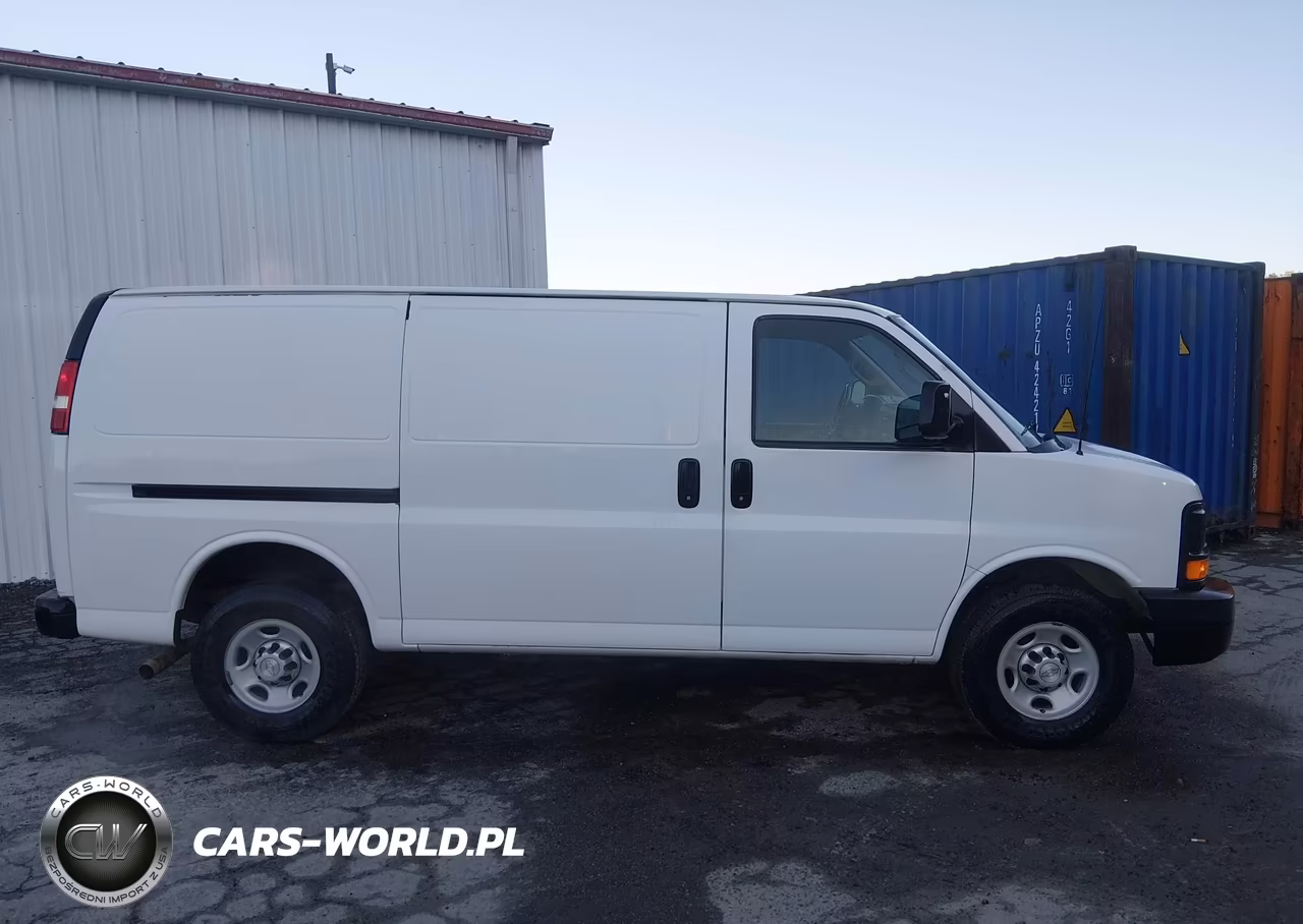 2016 Chevrolet Express 3500 Work Van VIN:1GCZGGFG3G1241765 - 18