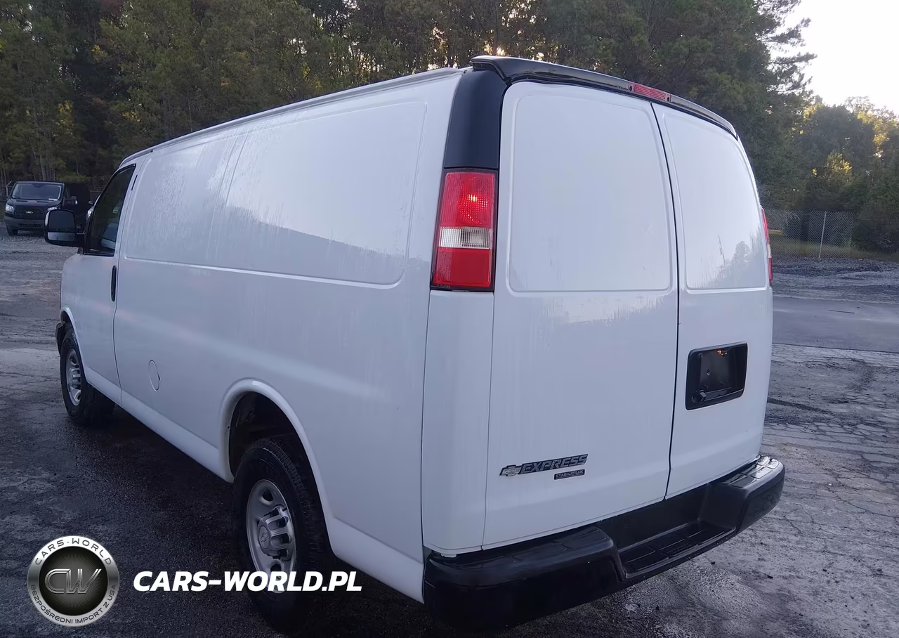 2016 Chevrolet Express 3500 Work Van VIN:1GCZGGFG3G1241765 - 3