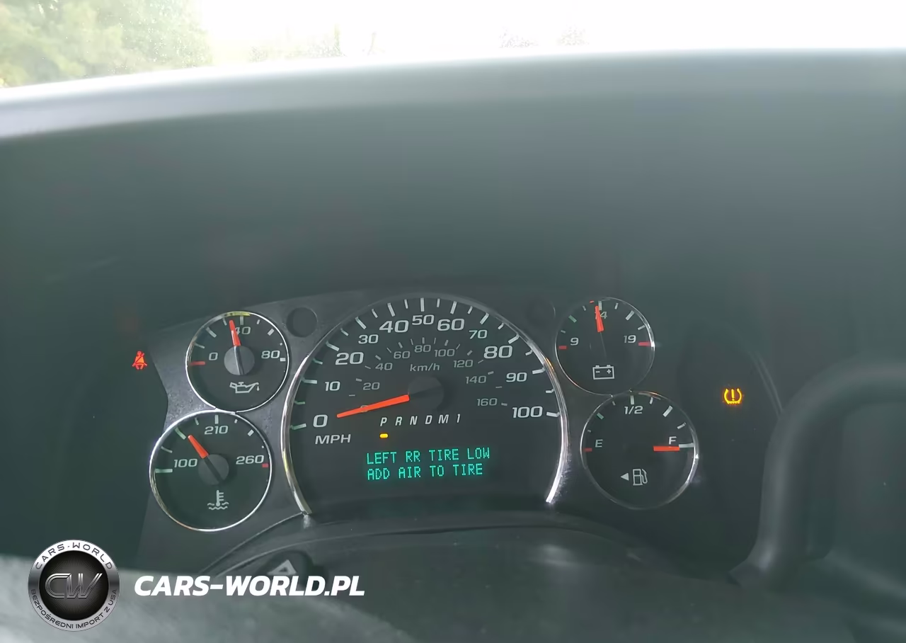 2016 Chevrolet Express 3500 Work Van VIN:1GCZGGFG3G1241765 - 7