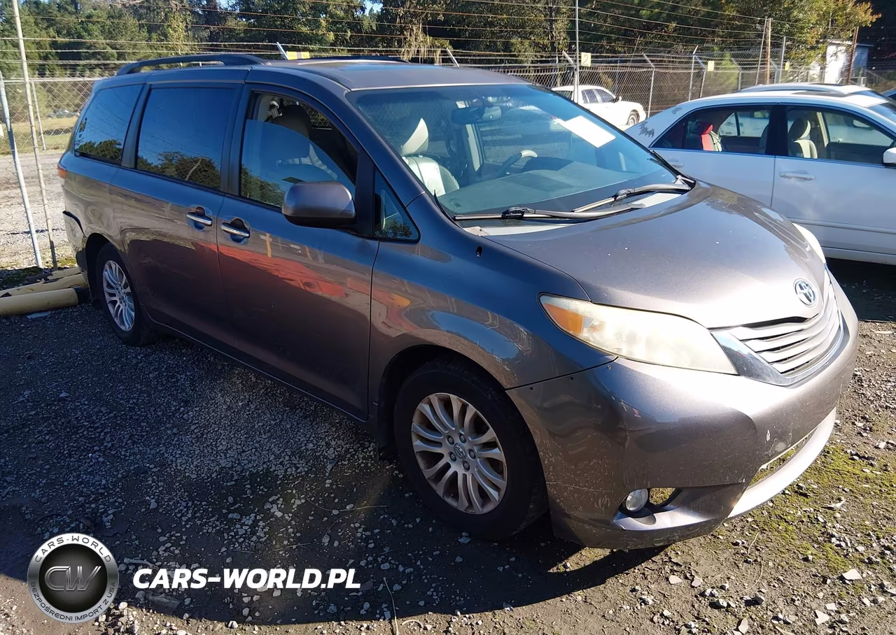 2012 Toyota Sienna