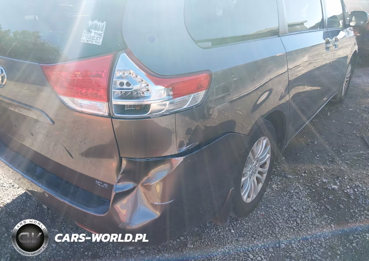 2012 Toyota Sienna VIN:5TDYK3DC2CS232118 - 6