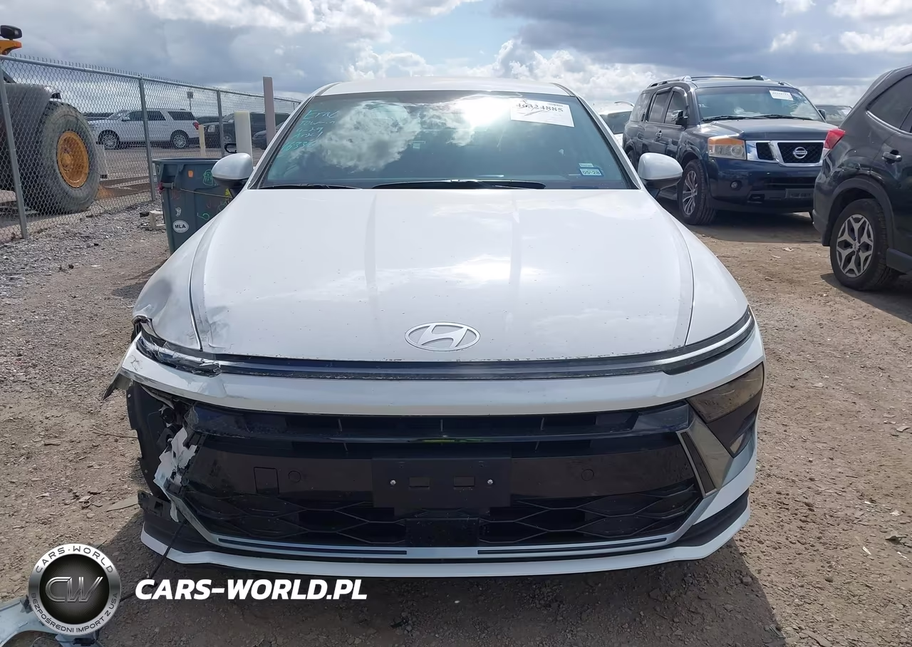 2026 Hyundai Sonata Hybrid Blue VIN:KMHL24JJ1TA175423 - 13