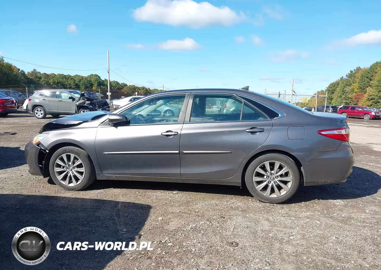 2016 Toyota Camry Xle V6 VIN:4T1BK1FK2GU569884 - 14