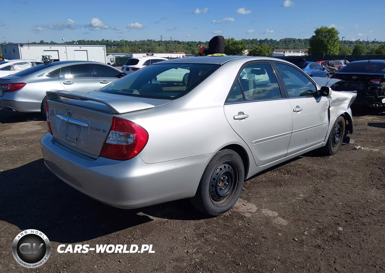 2003 Toyota Camry Xle VIN:4T1BE30K73U157336 - 4