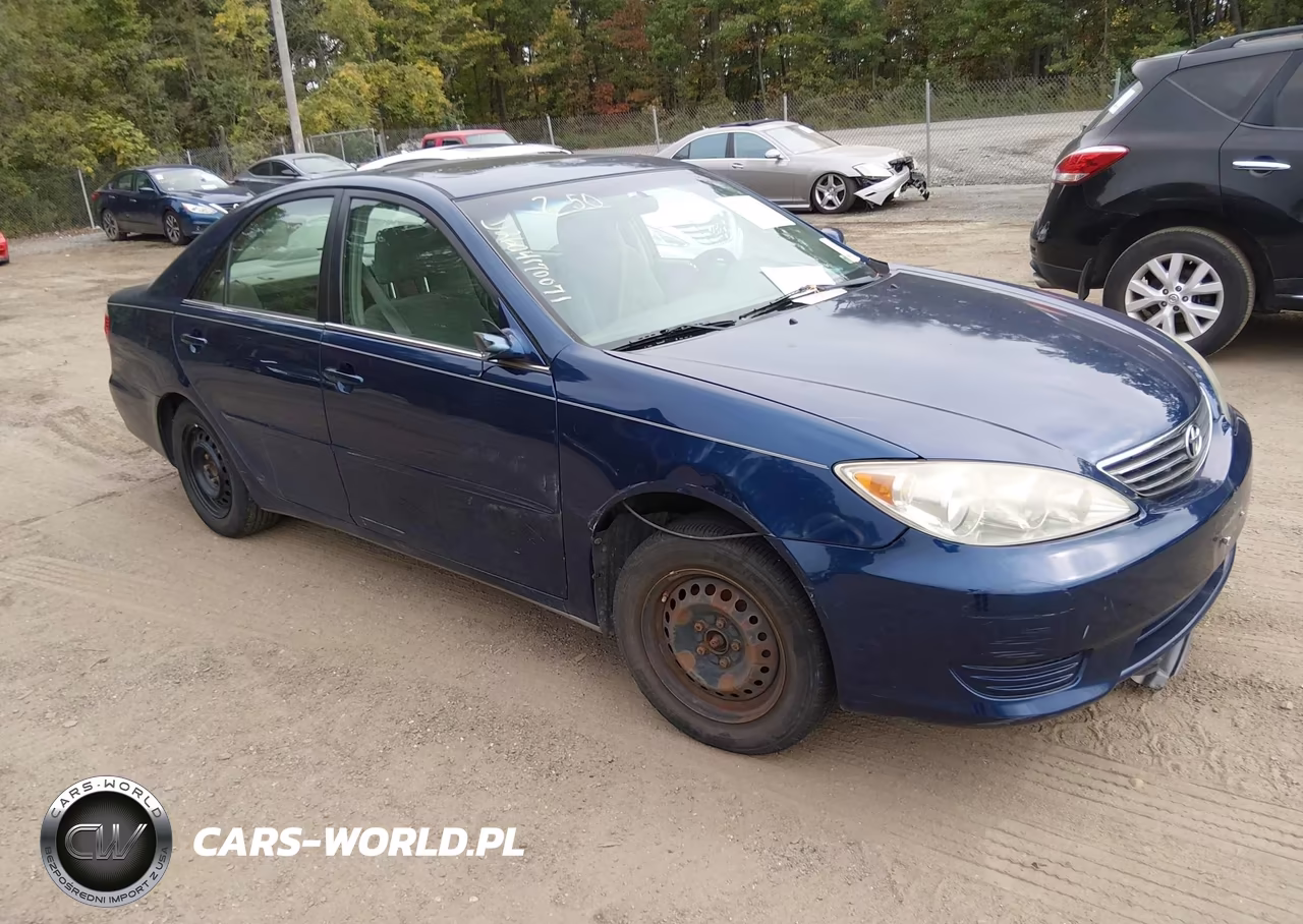 2005 Toyota Camry Le VIN:4T1BE30K65U021136 - 1