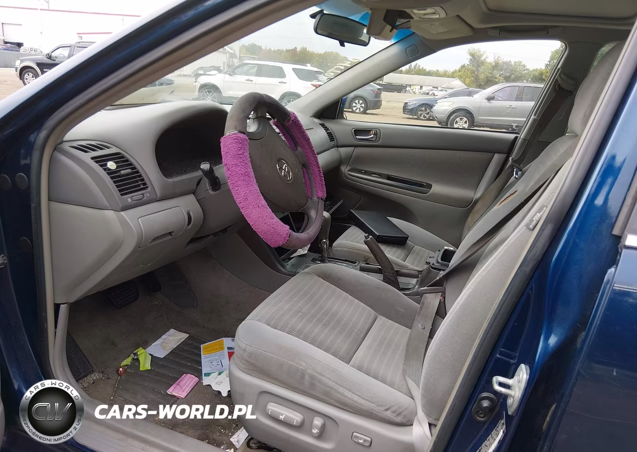 2005 Toyota Camry Le VIN:4T1BE30K65U021136 - 5