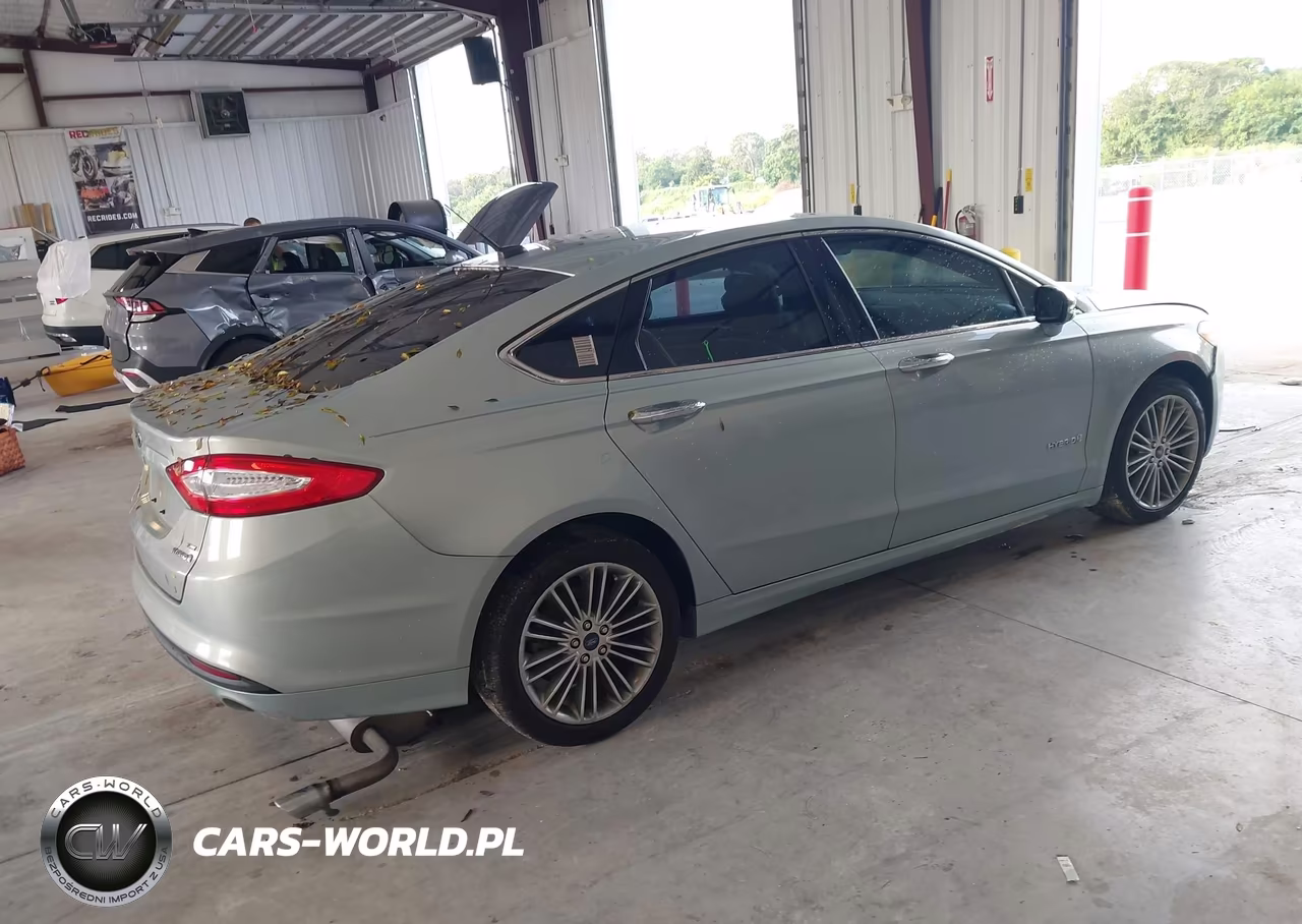 2014 Ford Fusion Se Hybrid VIN:3FA6P0LU5ER224754 - 4