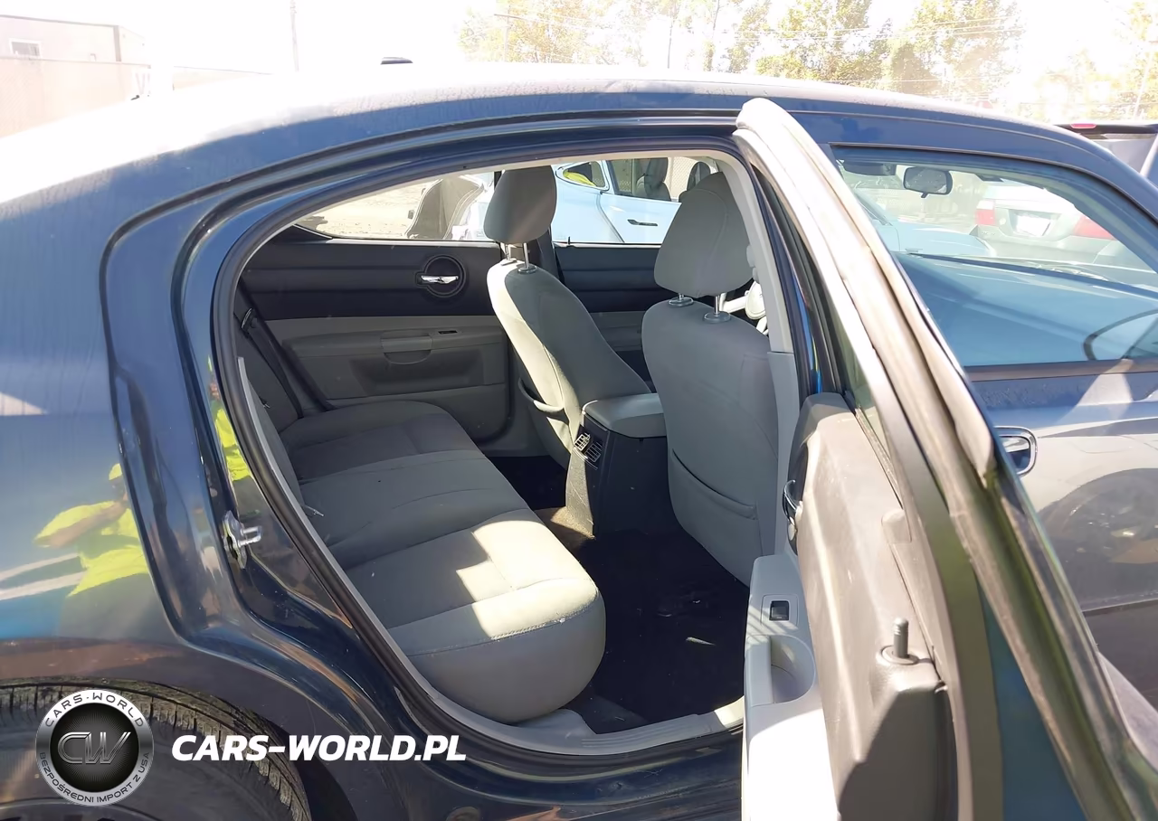 2007 Dodge Charger VIN:2B3KA43G97H760442 - 8