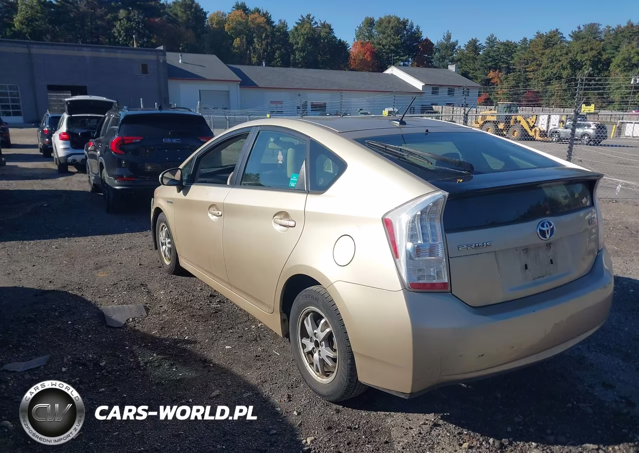 2011 Toyota Prius Three VIN:JTDKN3DU2B1392775 - 3