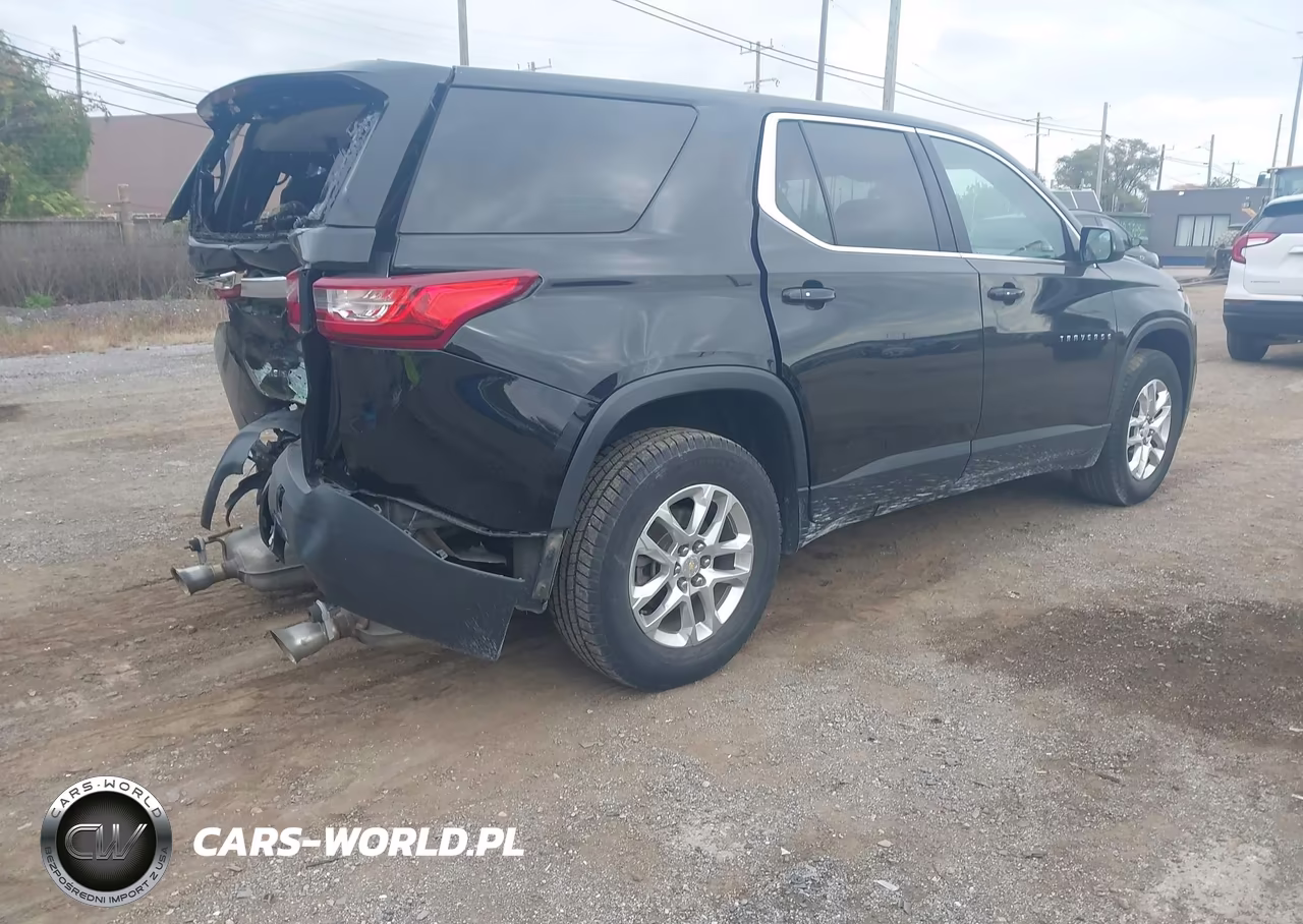 2019 Chevrolet Traverse Ls VIN:1GNERFKW0KJ135452 - 4